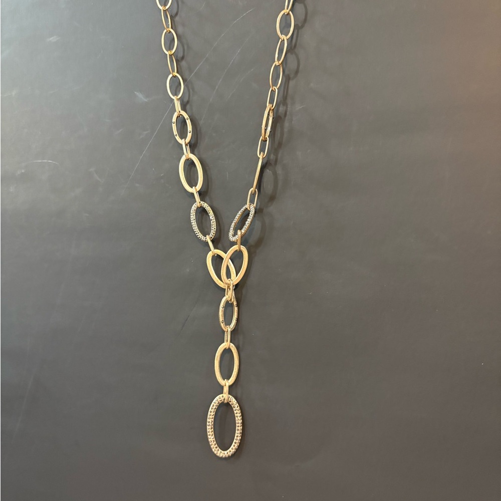 Elegant Gold Chain Link Necklace - Picture 6 of 6